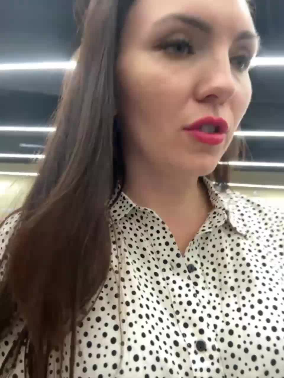 View or download file divora on 2023-11-15 from bongacams