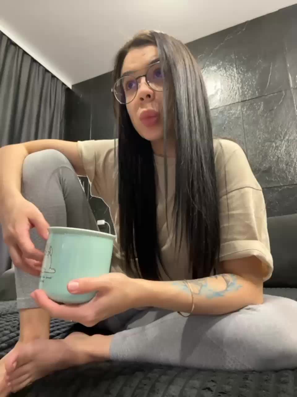 View or download file vero19nika on 2023-11-15 from bongacams