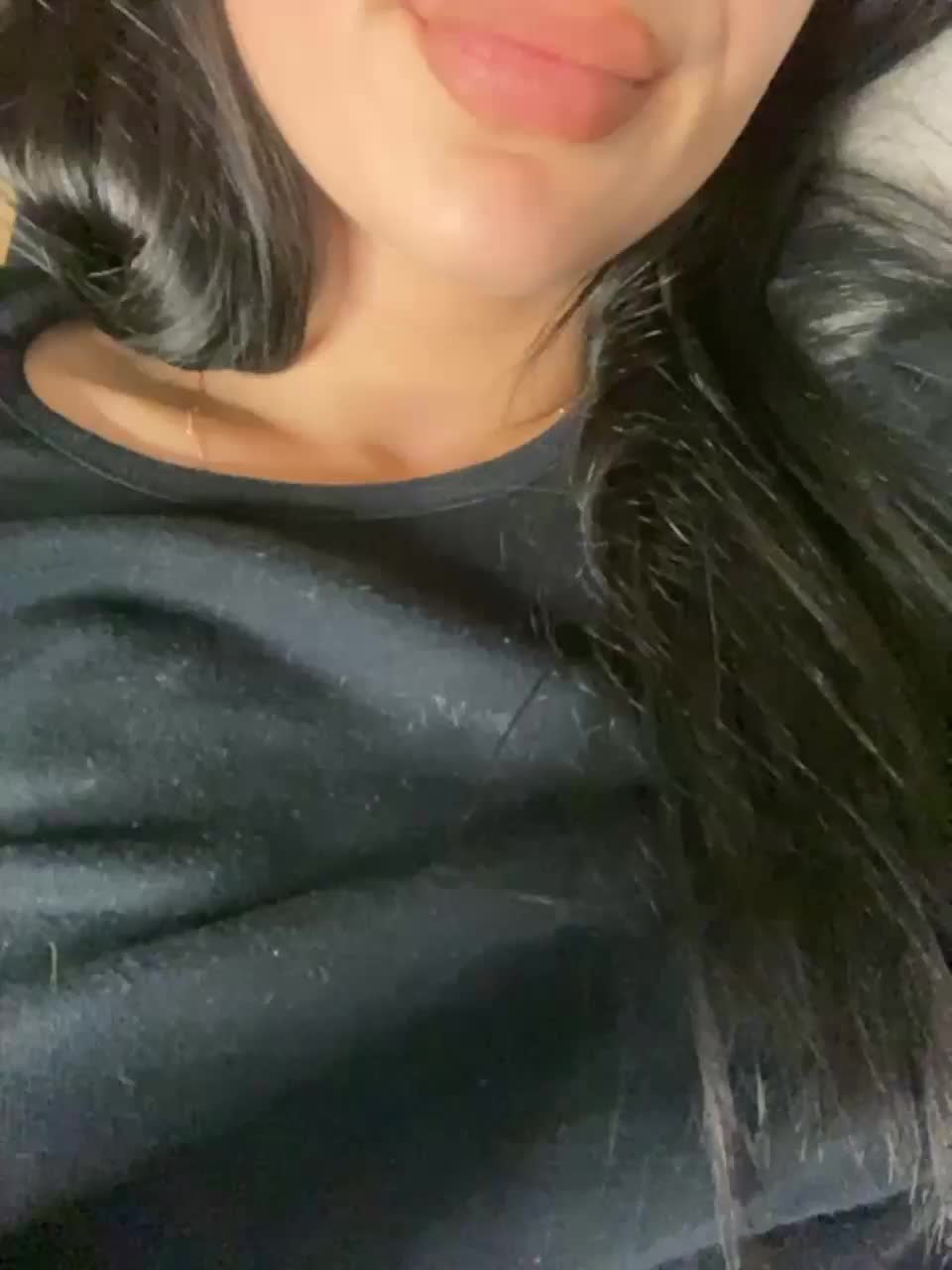 View or download file yourlovessz on 2023-11-15 from bongacams