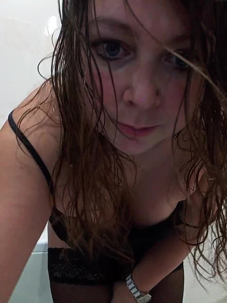 View or download file hairycrotch on 2023-11-16 from bongacams