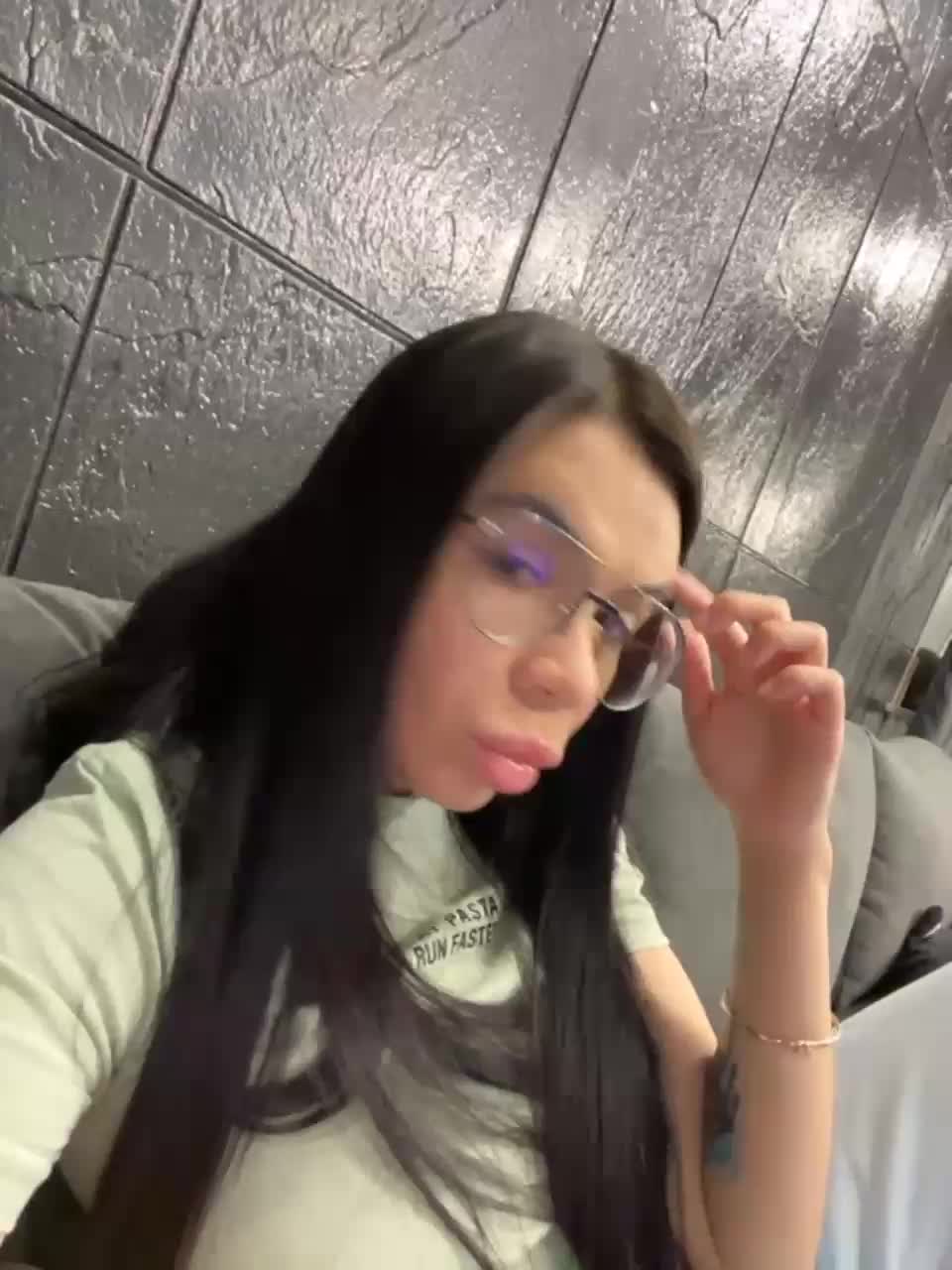 View or download file vero19nika on 2023-11-16 from bongacams