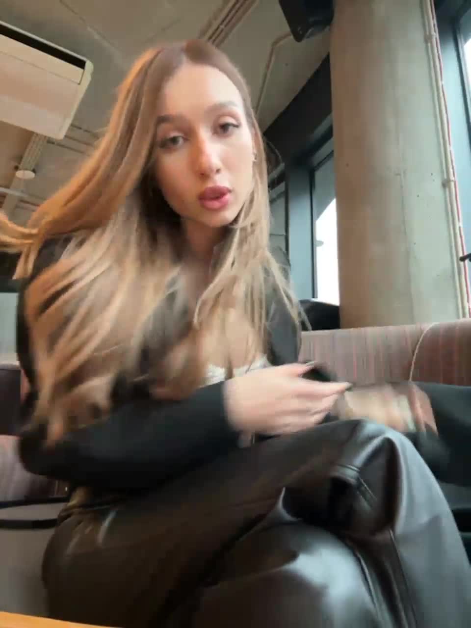 View or download file riamaryia on 2023-11-17 from bongacams