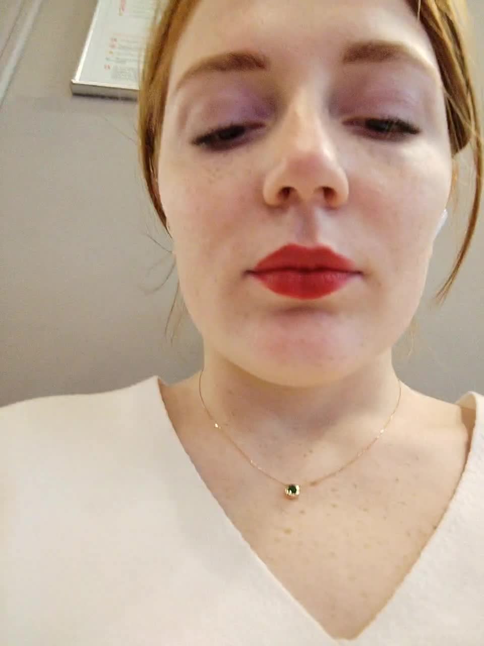 View or download file zlatalata on 2023-11-17 from bongacams