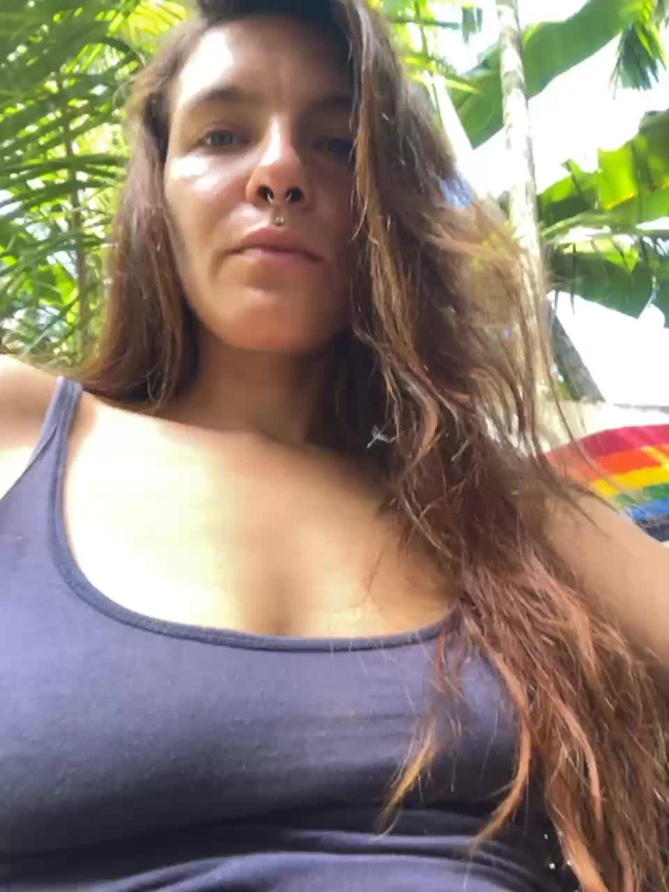 View or download file nefertta on 2023-11-20 from bongacams