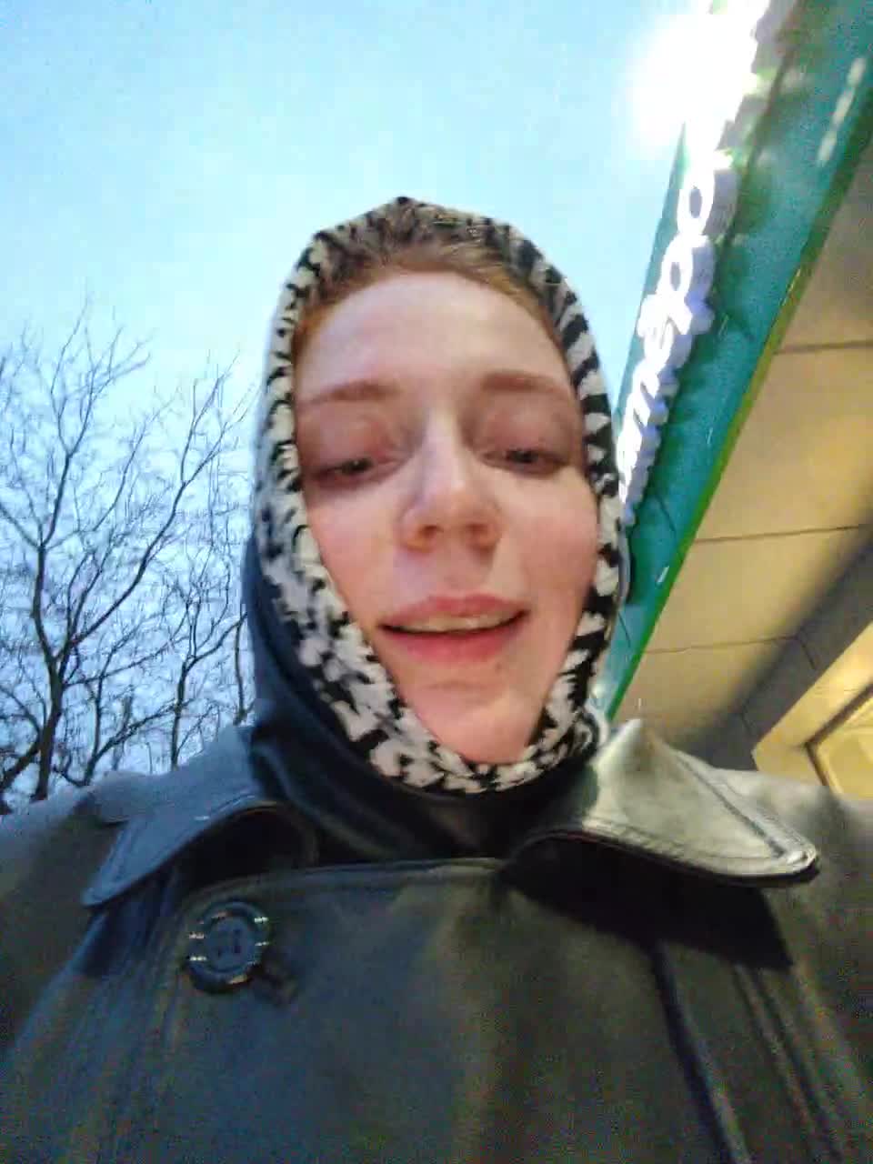 View or download file zlatalata on 2023-11-20 from bongacams