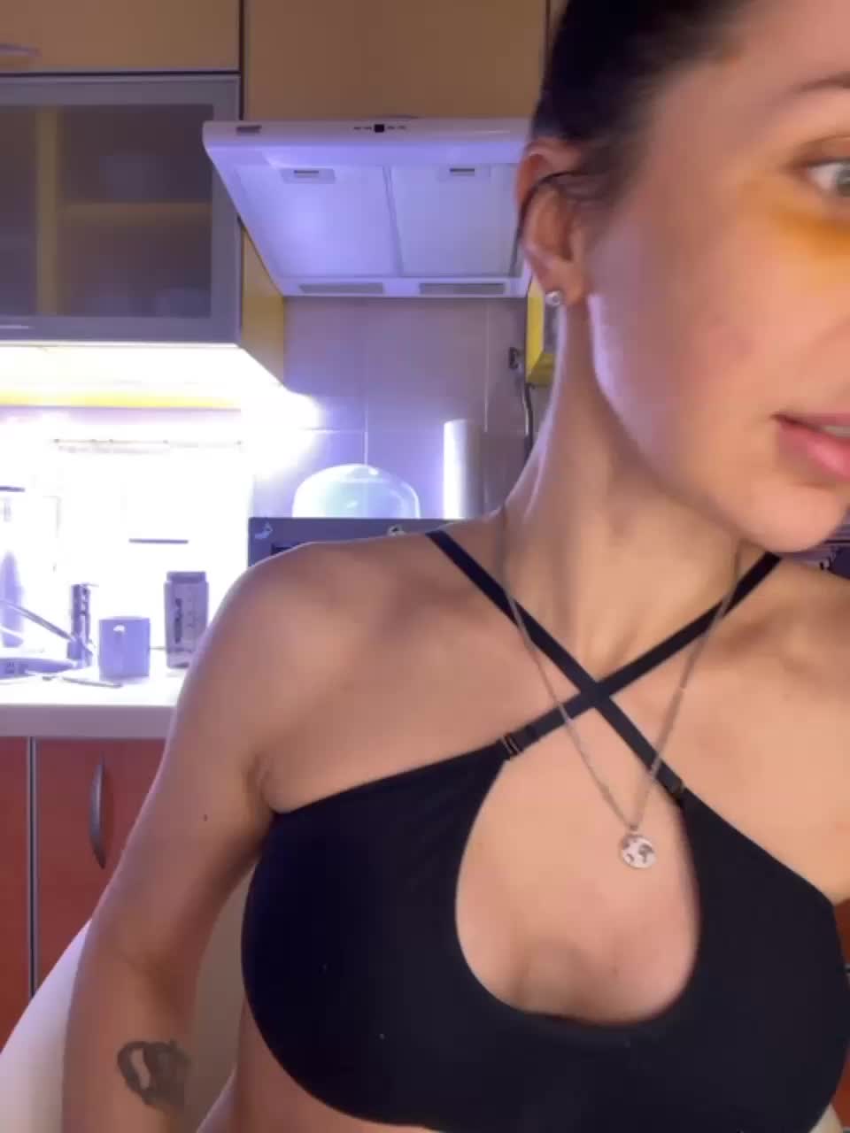 View or download file _ann_ on 2023-11-22 from bongacams