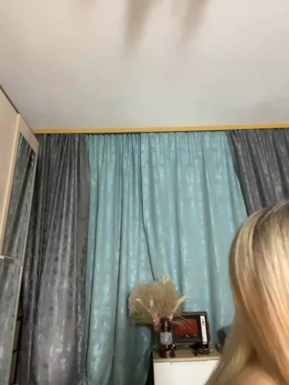 View or download file hiboys on 2023-11-22 from bongacams