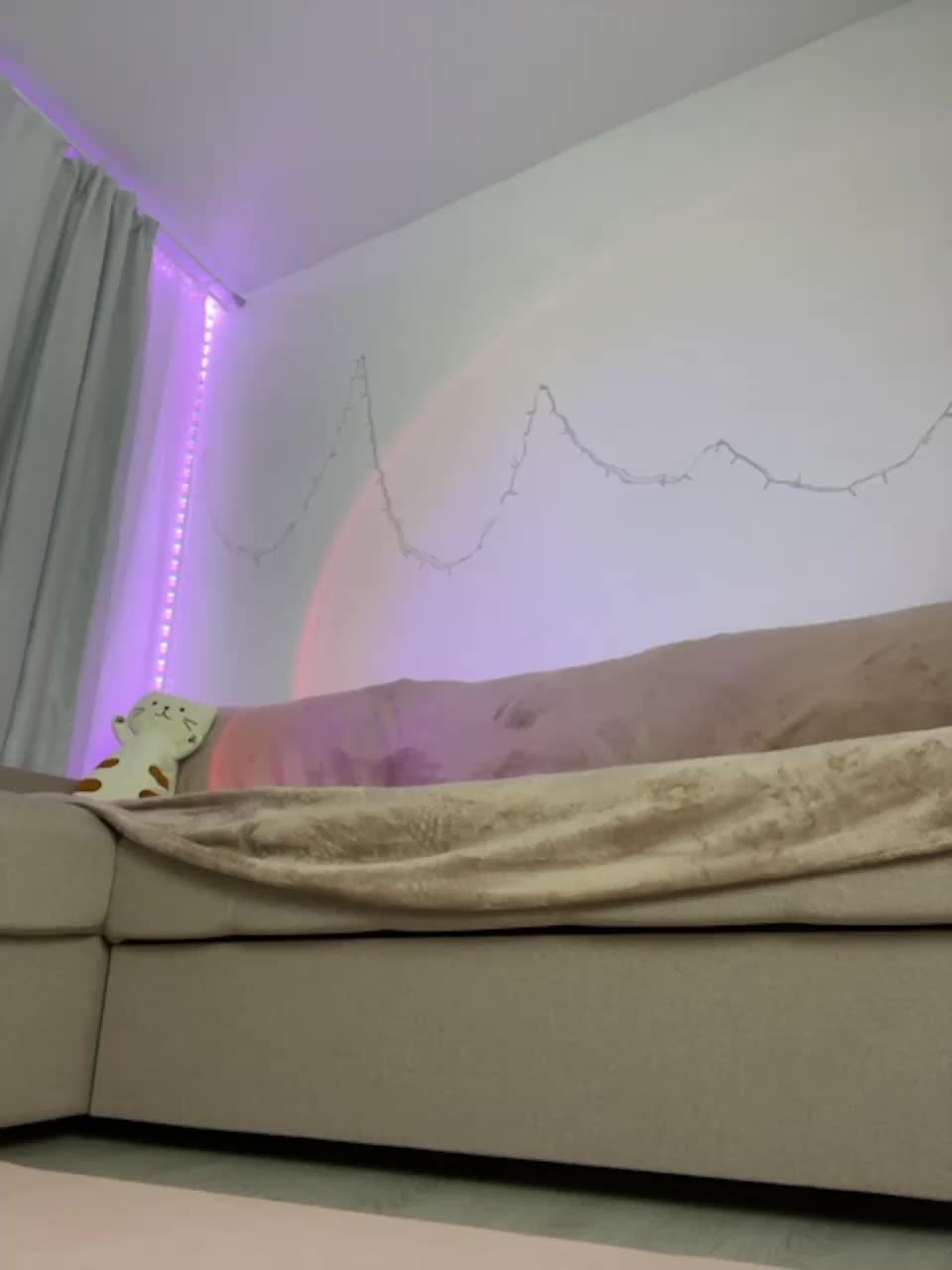 View or download file webcamwhore on 2023-11-22 from bongacams