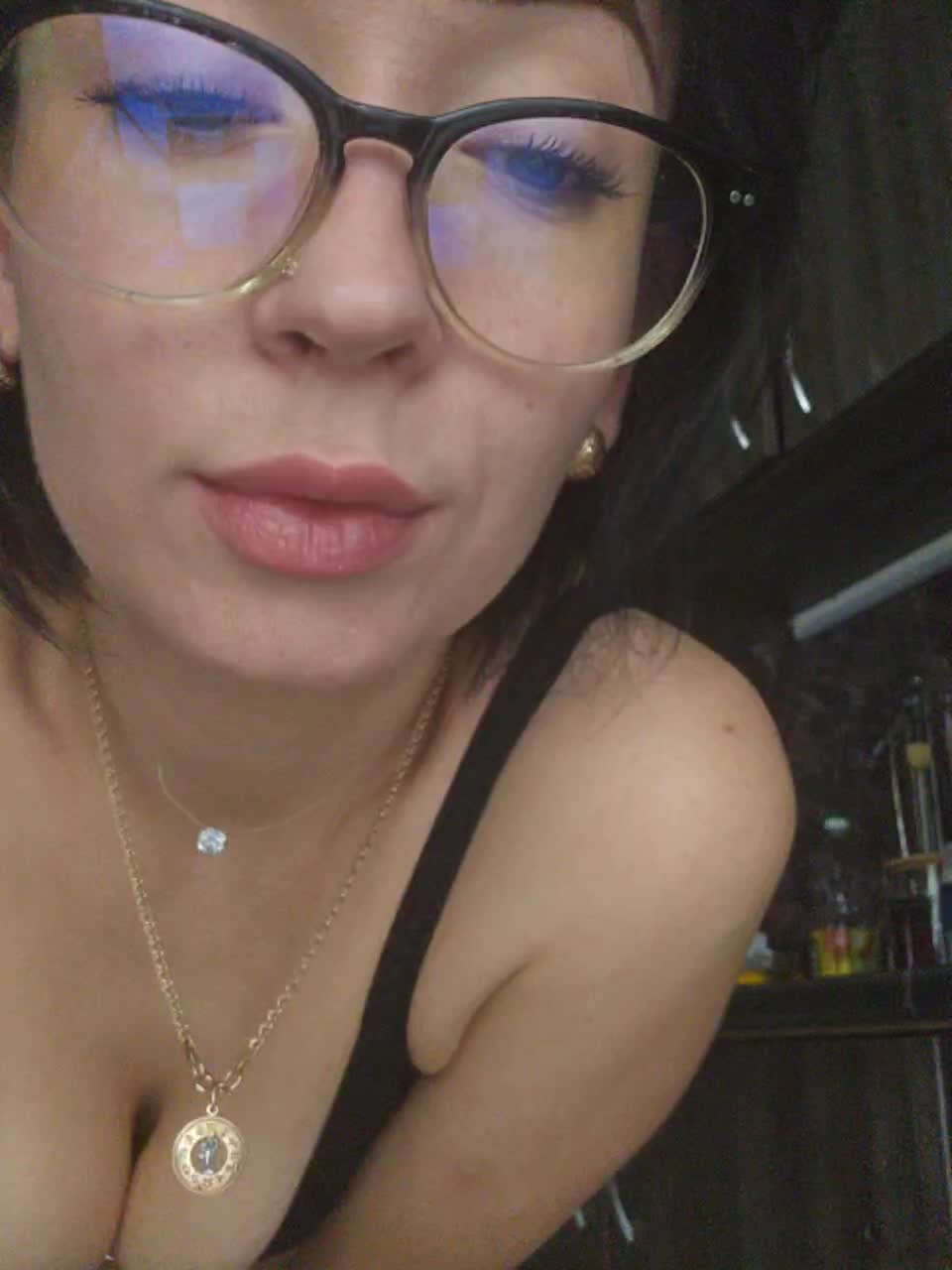 View or download file aureliyxxx on 2023-11-23 from bongacams