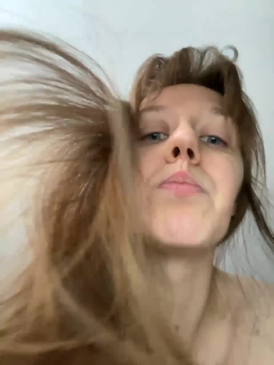 View or download file salutchristine on 2023-11-23 from bongacams