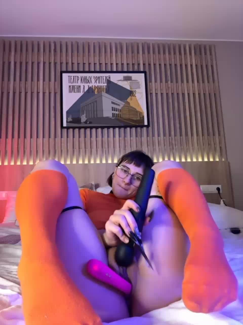 View or download file lolymolly on 2023-11-25 from bongacams