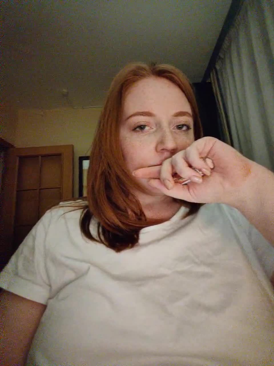 View or download file zlatalata on 2023-11-25 from bongacams