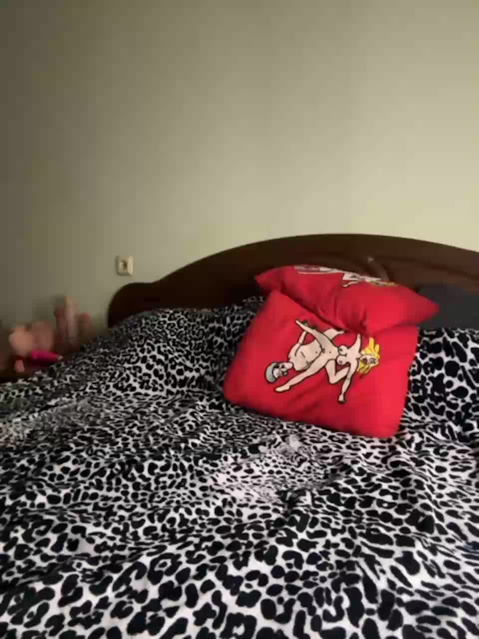 View or download file cosmos13131 on 2023-11-26 from bongacams