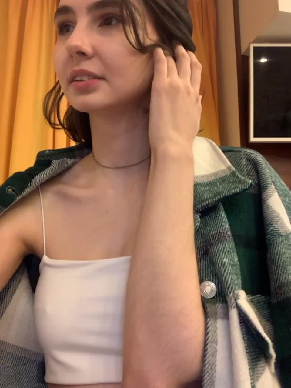 View or download file lola_li on 2023-11-26 from bongacams