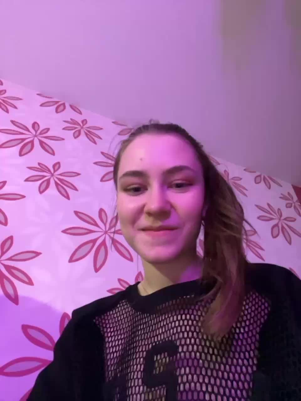 View or download file shrimprolls on 2023-11-26 from bongacams