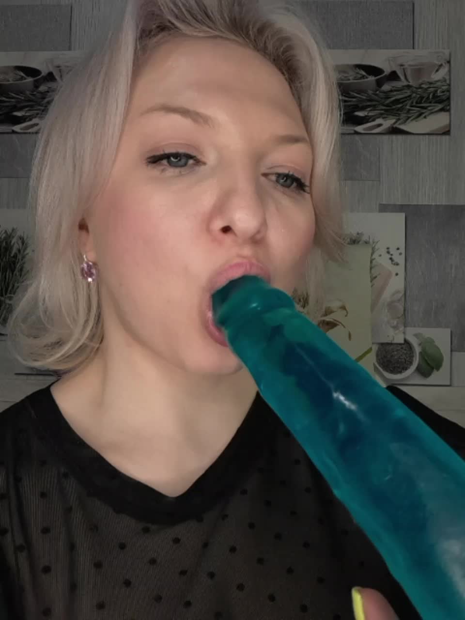 View or download file anesteishen on 2023-11-27 from bongacams