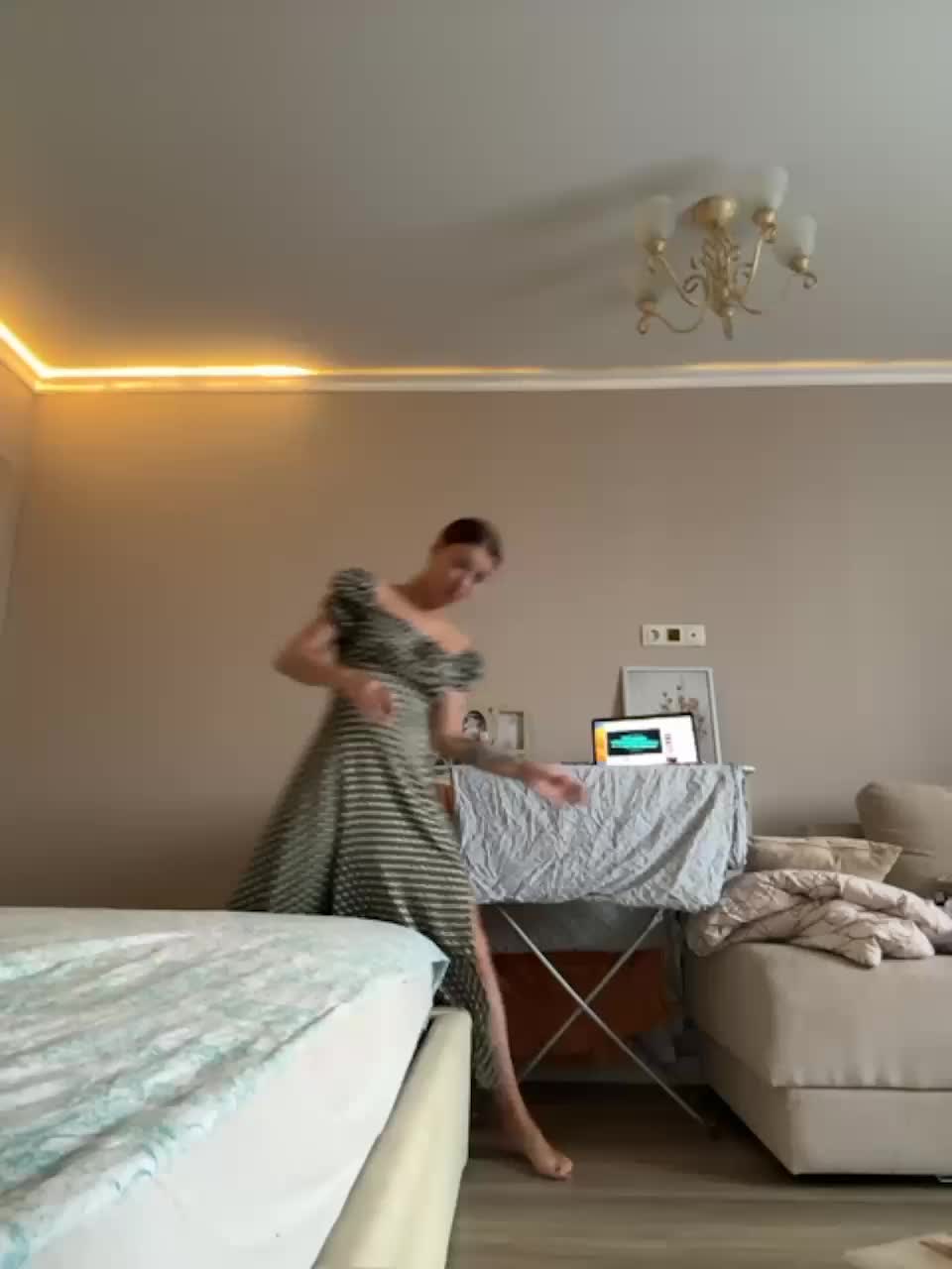 View or download file jamaykaa on 2023-11-27 from bongacams