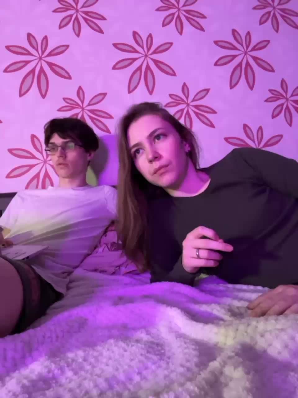 View or download file shrimprolls on 2023-11-27 from bongacams