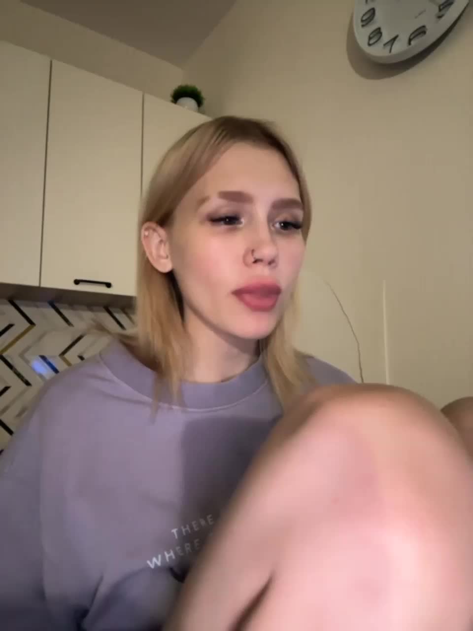 View or download file angelll3 on 2023-11-28 from bongacams