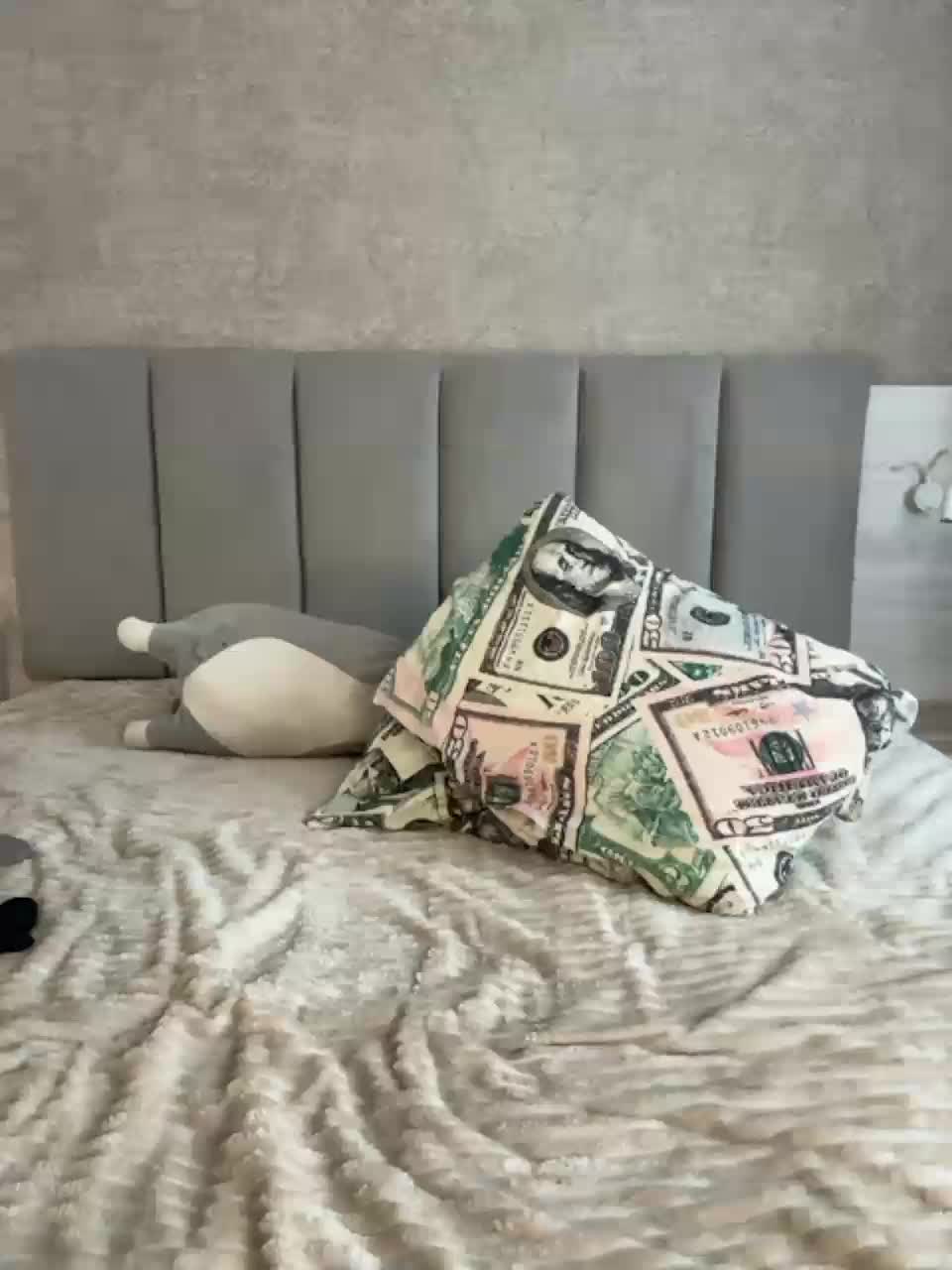 View or download file imemiliya on 2023-11-28 from bongacams