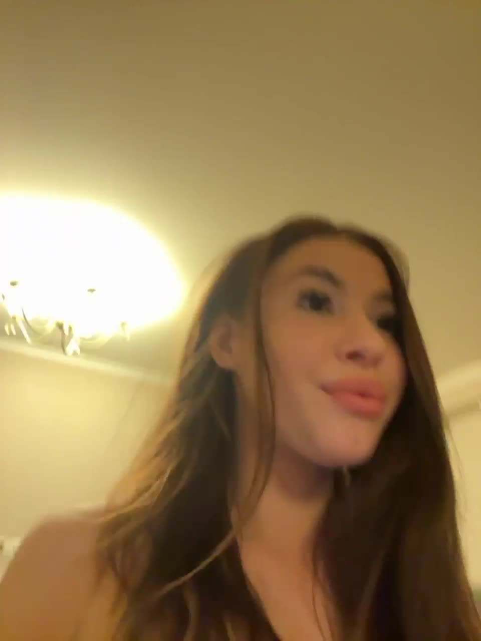 View or download file jamaykaa on 2023-11-28 from bongacams