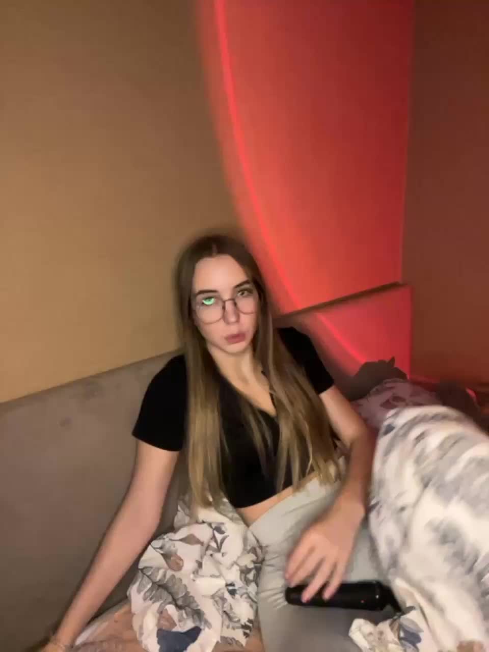 View or download file milkaff_ on 2023-11-28 from bongacams