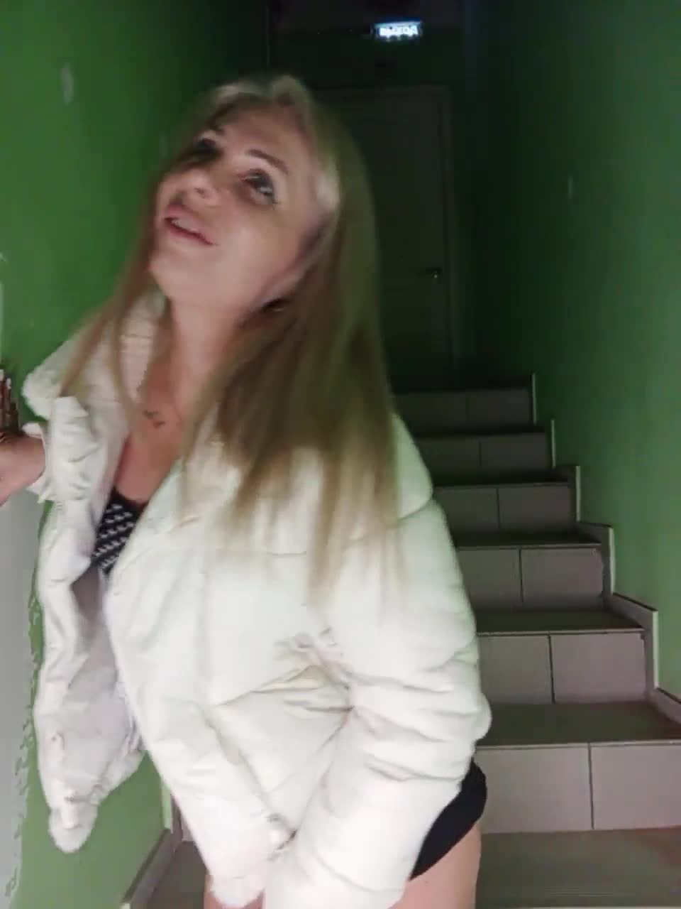 View or download file miyakiss on 2023-11-28 from bongacams