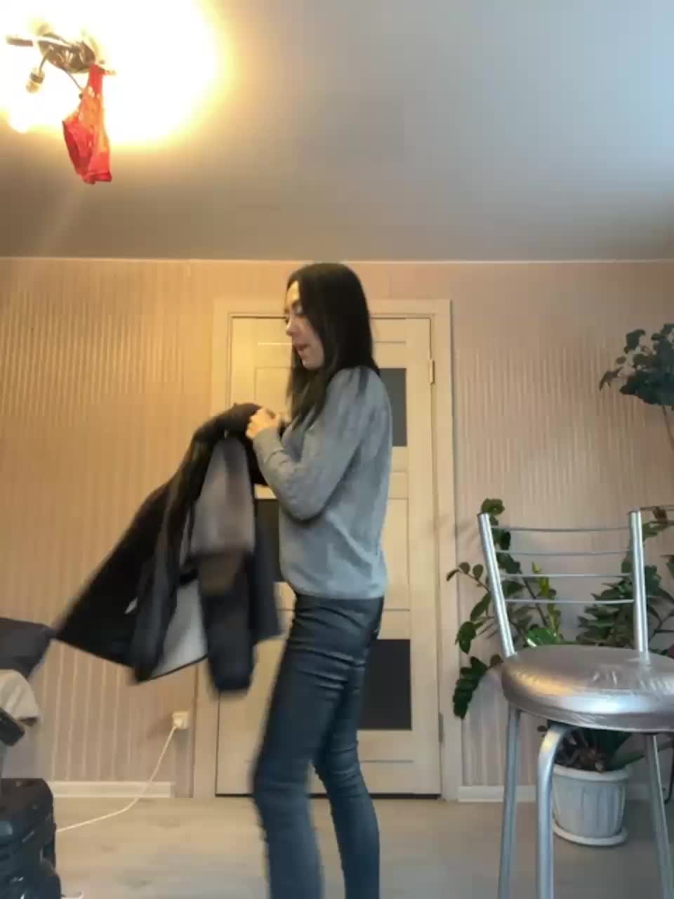 View or download file karolinamilf on 2023-11-29 from bongacams