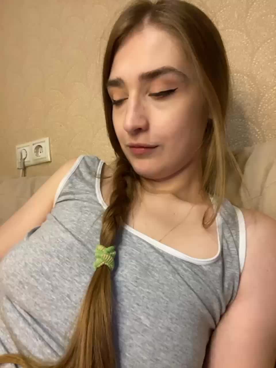 View or download file candyboom on 2023-11-30 from bongacams