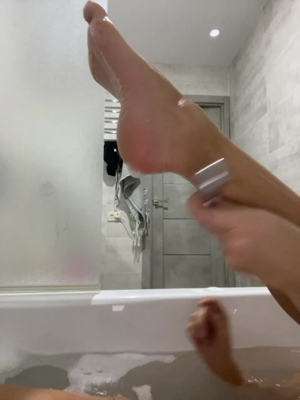 View or download file molly69x on 2023-11-30 from bongacams