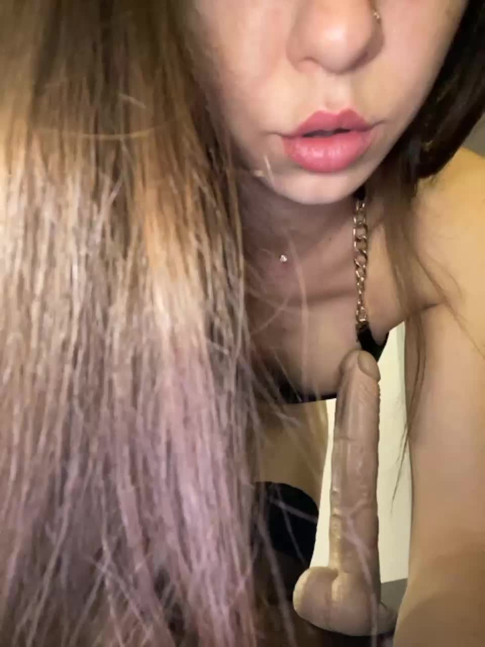 View or download file monikayyy on 2023-11-30 from bongacams