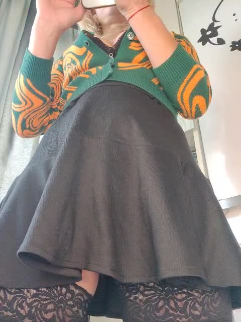 View or download file famouswomen on 2023-12-01 from bongacams