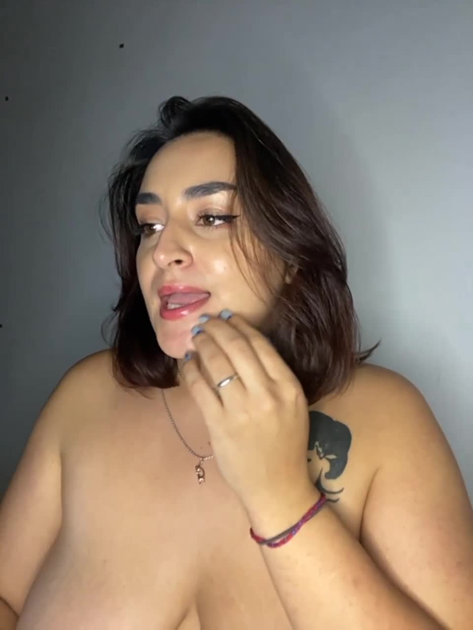 View or download file milalav on 2023-12-01 from bongacams