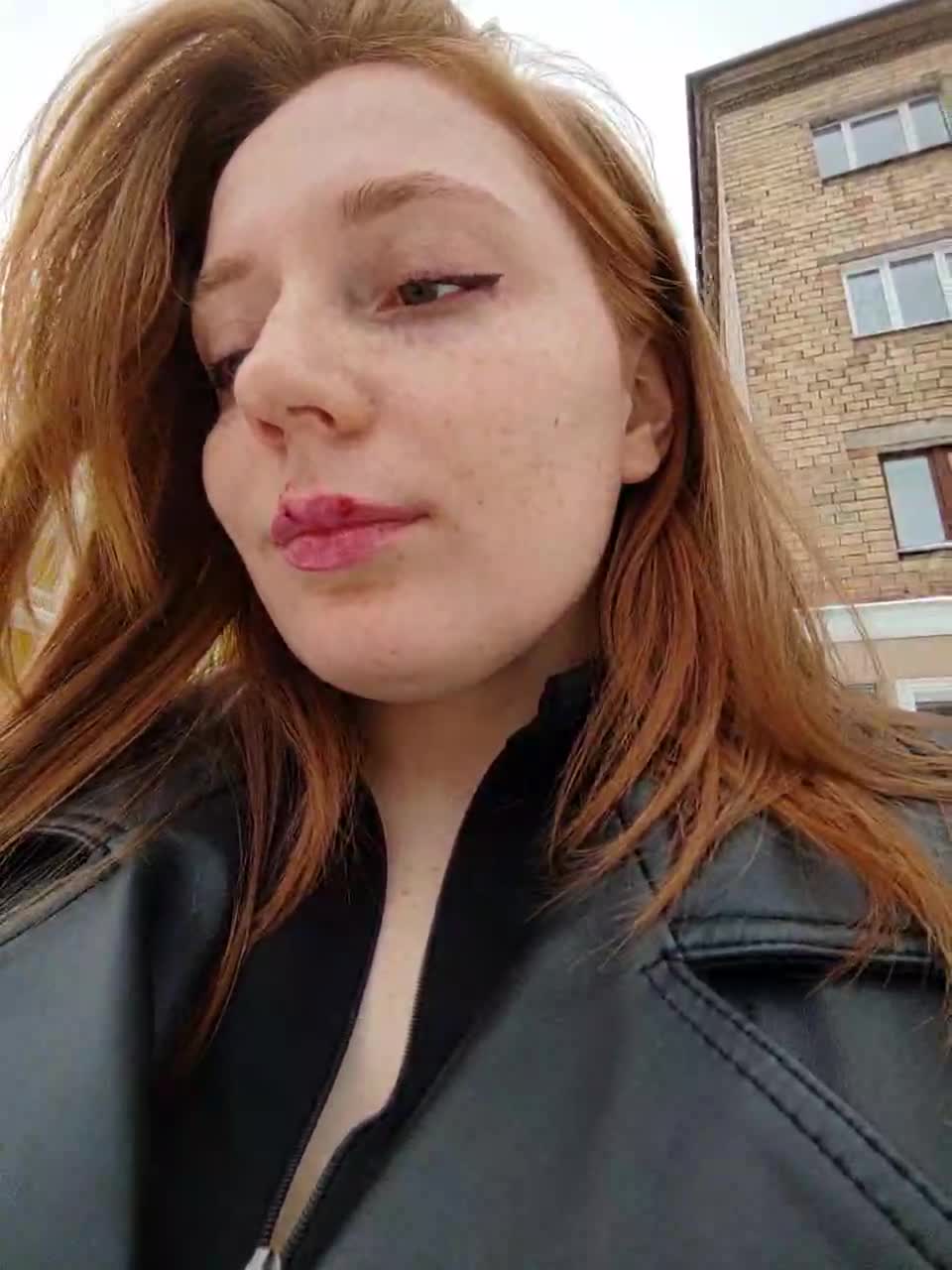 View or download file zlatalata on 2023-12-01 from bongacams