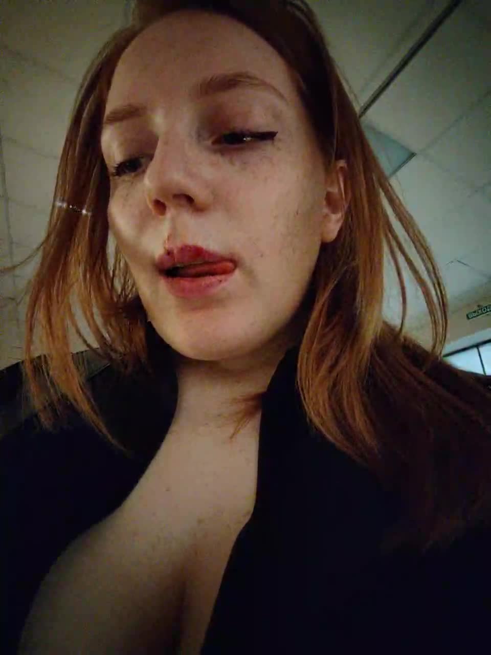 View or download file zlatalata on 2023-12-01 from bongacams