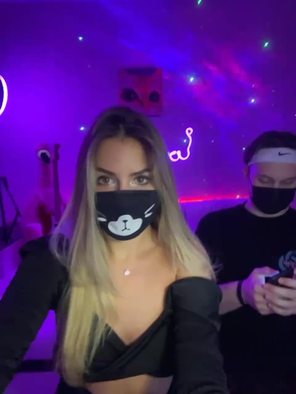 View or download file lovvvit on 2023-12-03 from bongacams