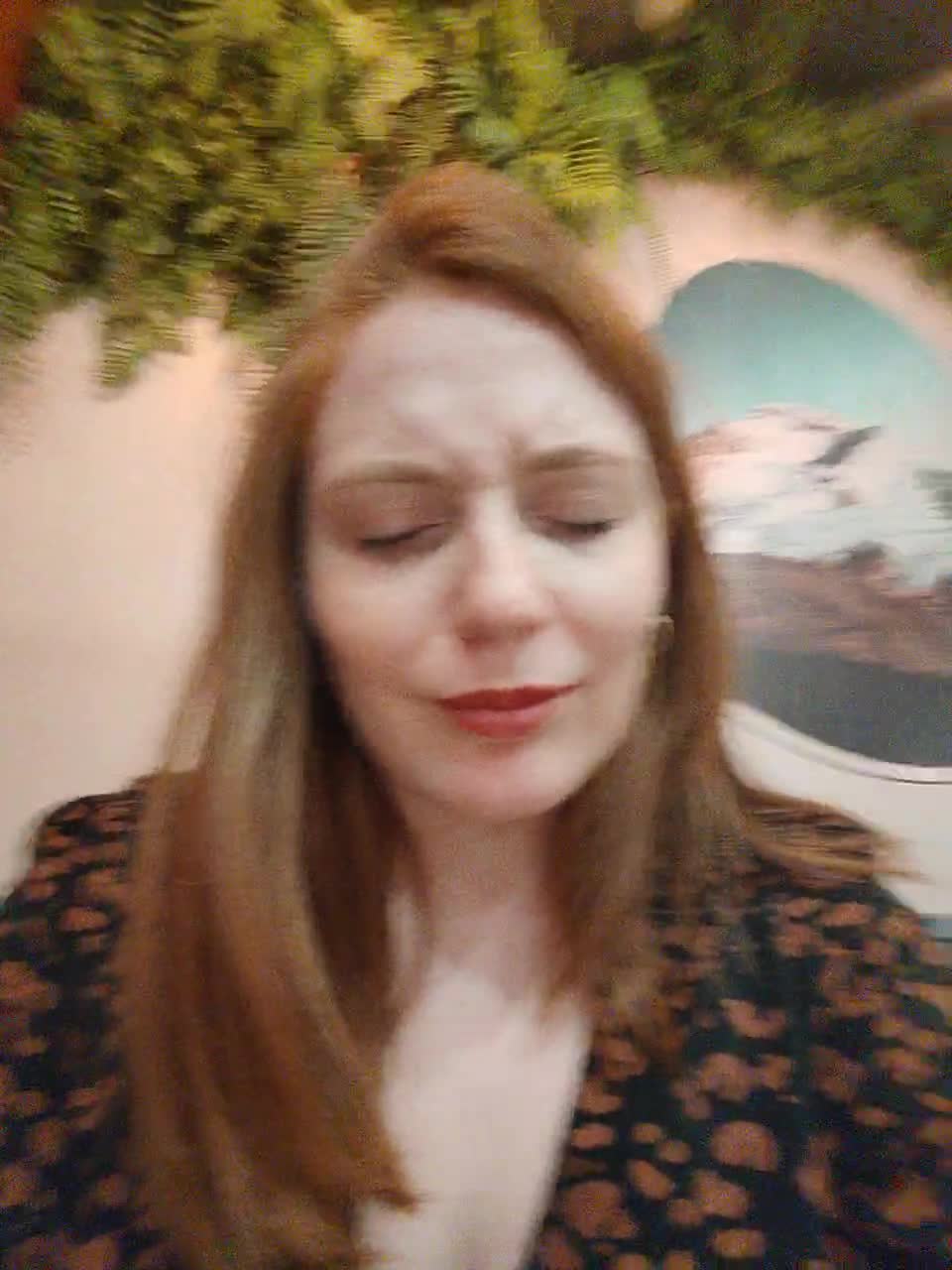 View or download file zlatalata on 2023-12-03 from bongacams