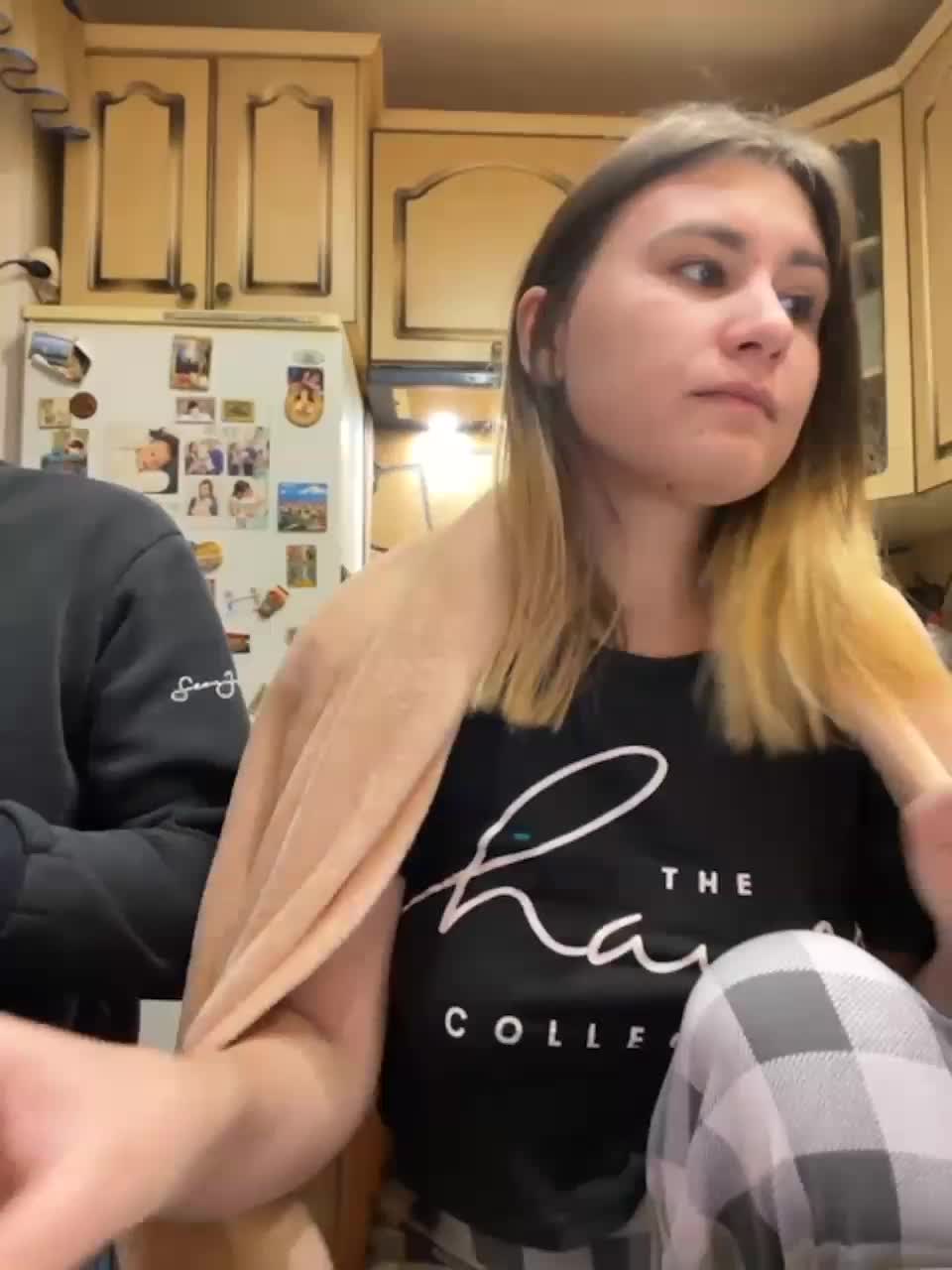 View or download file _breid_1 on 2023-12-04 from bongacams