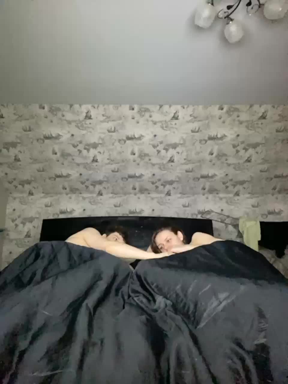 View or download file smokebeauty1 on 2023-12-04 from bongacams