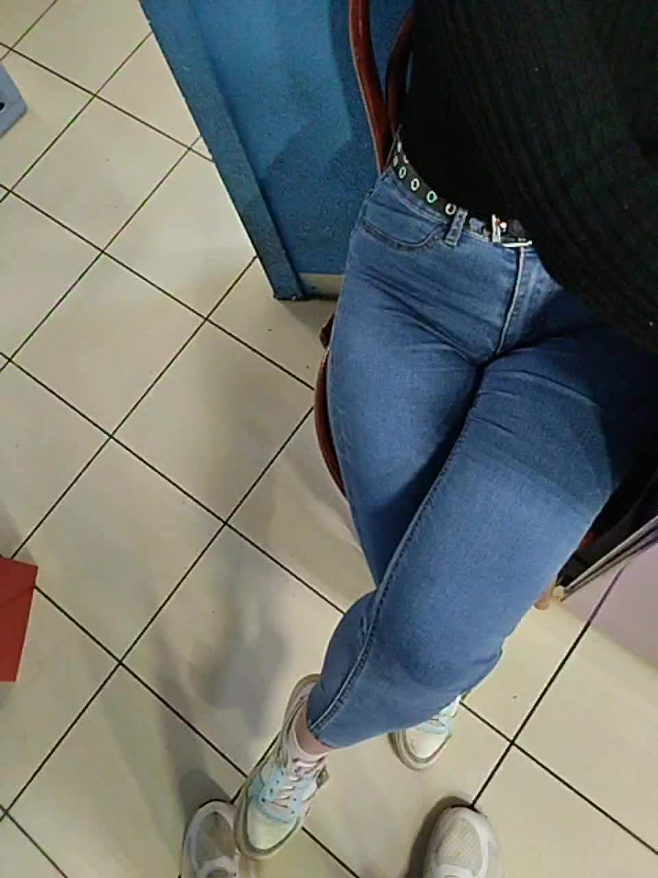 View or download file winx20 on 2023-12-04 from bongacams