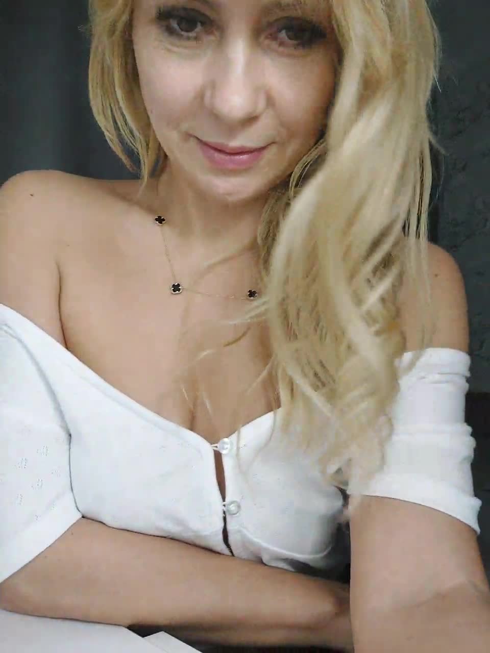 View or download file kkoketkaa on 2023-12-05 from bongacams