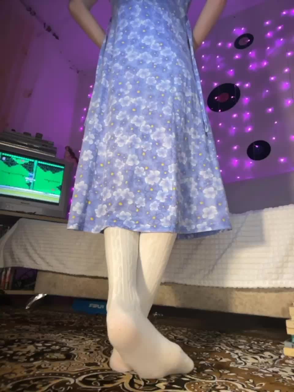 View or download file kika_co on 2023-12-07 from bongacams