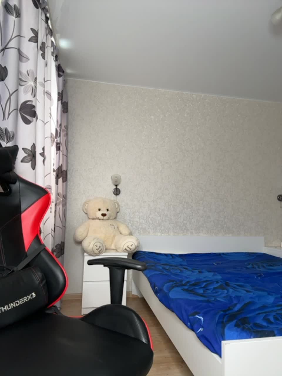 View or download file vikikiss on 2023-12-07 from bongacams