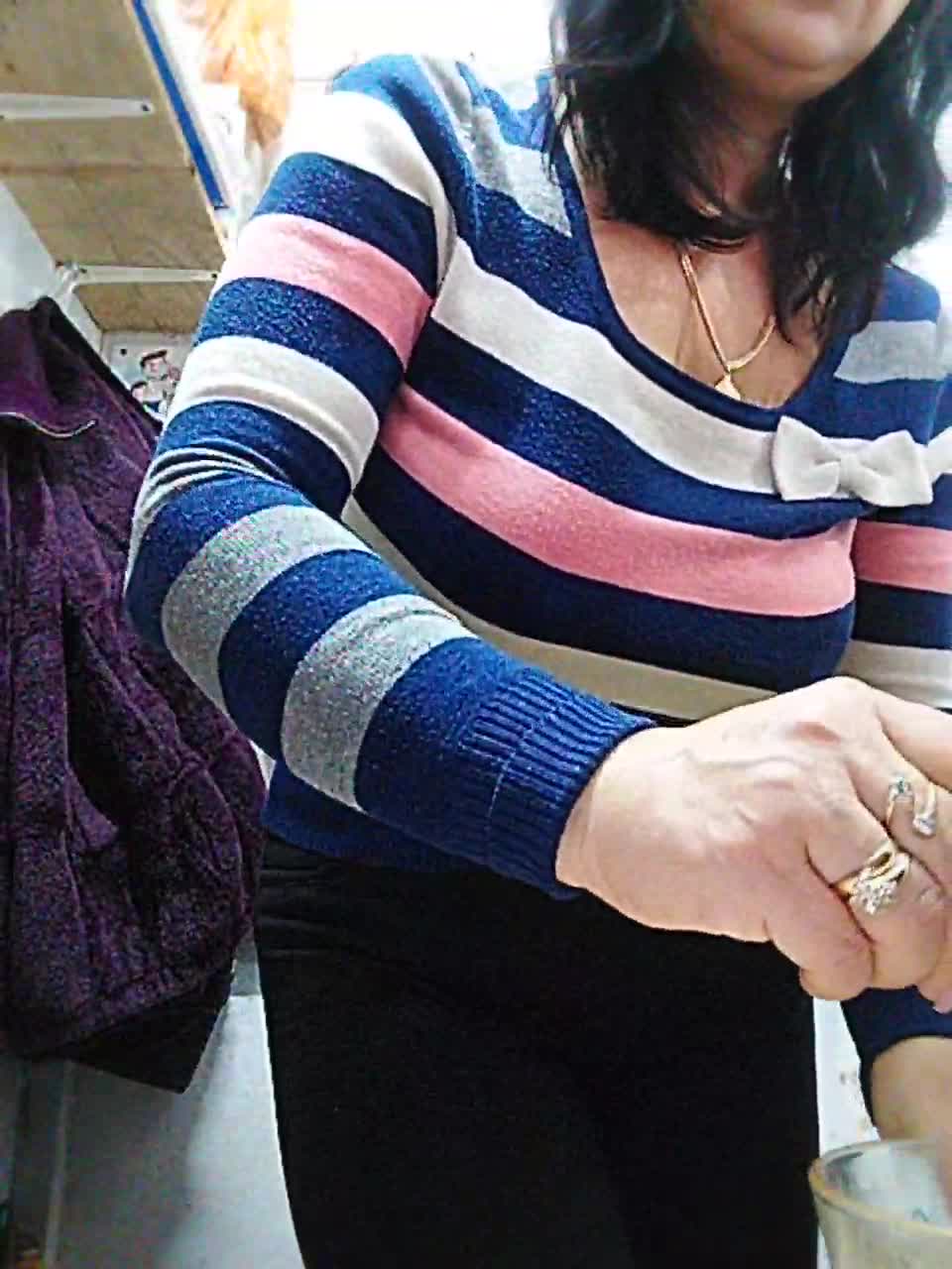 View or download file diva_mila on 2023-12-08 from bongacams