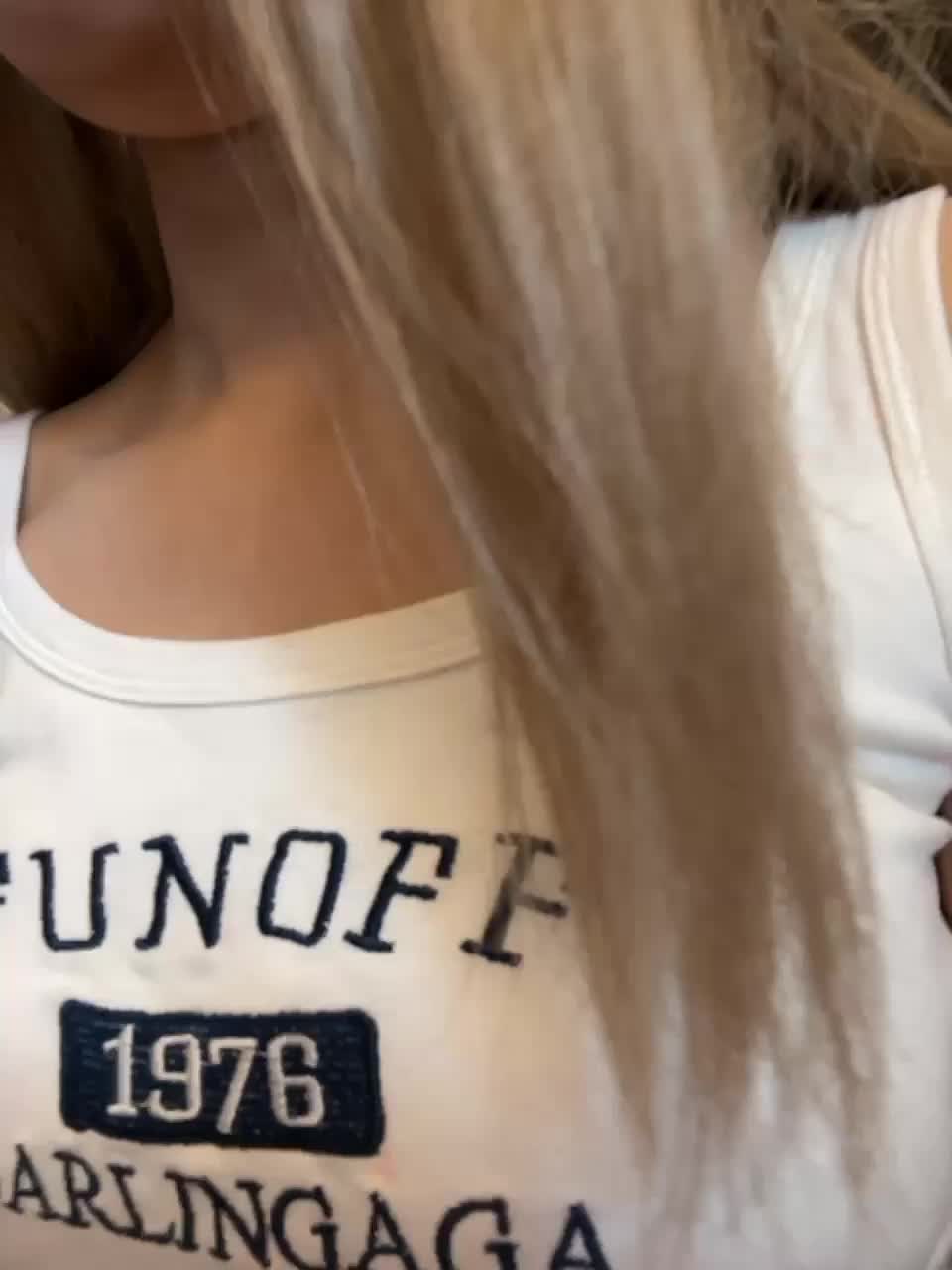 View or download file myr_kiss on 2023-12-08 from bongacams