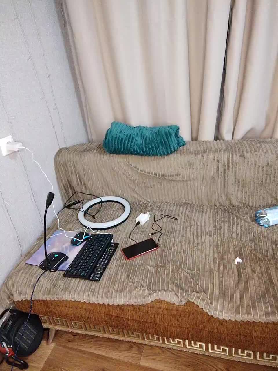 View or download file zlatalata on 2023-12-08 from bongacams