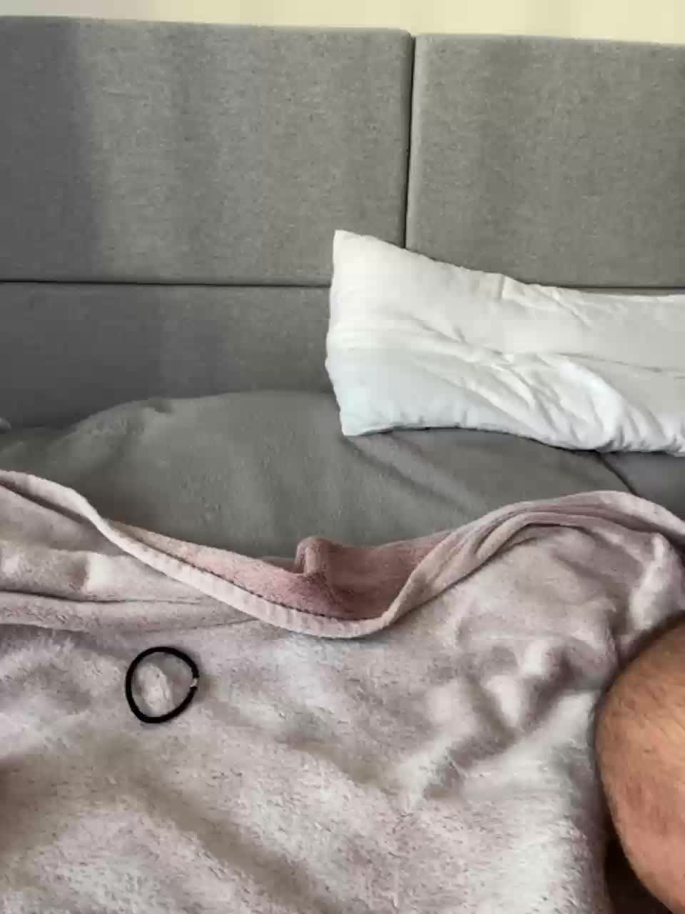 View or download file honeycouple on 2023-12-09 from bongacams