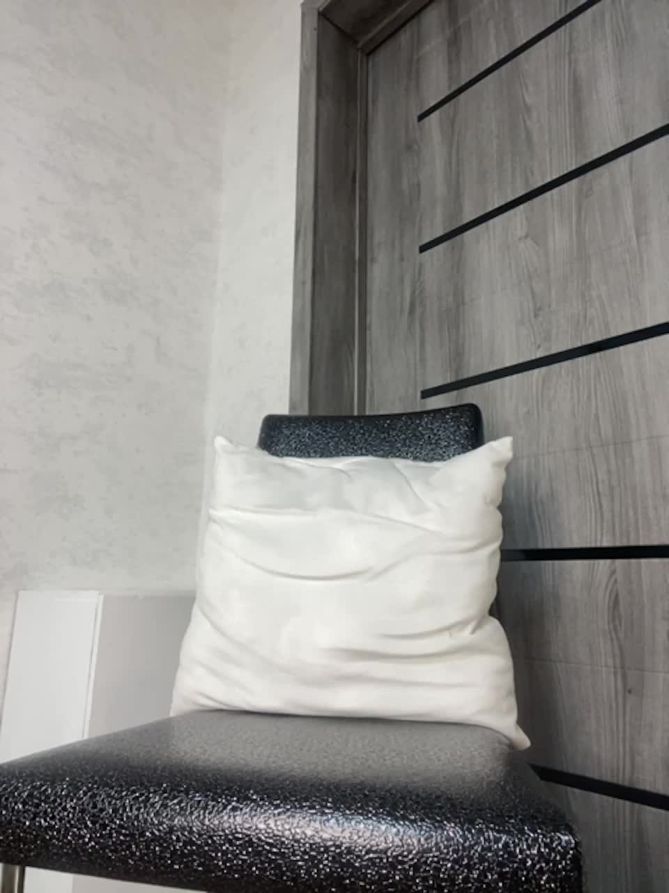 View or download file _sexyhotangel_ on 2023-12-10 from bongacams