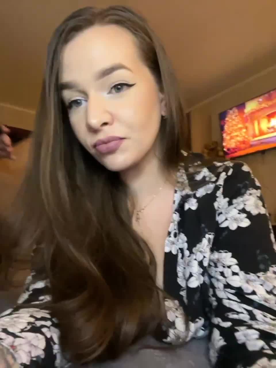 View or download file hellmor on 2023-12-10 from bongacams