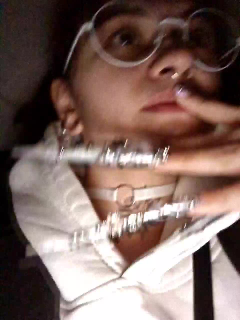 View or download file lolymolly on 2023-12-10 from bongacams